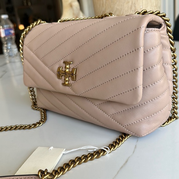 Kira Chevron Leather Shoulder Bag - Picture 3 of 9